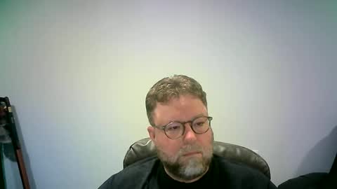 Snapshot of mister_happy567 chatting on September 15, 2025, 7:08 am Mr. Happy online show from September 15, 2025, 7:08 am