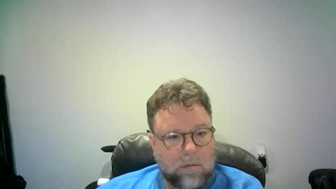 Snapshot of mister_happy567 chatting on October 15, 2025, 7:08 am Mr. Happy online show from October 15, 2025, 7:08 am