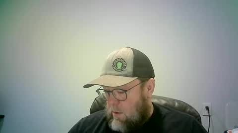 Mr. Happy online show from December 21, 2025, 9:22 pm