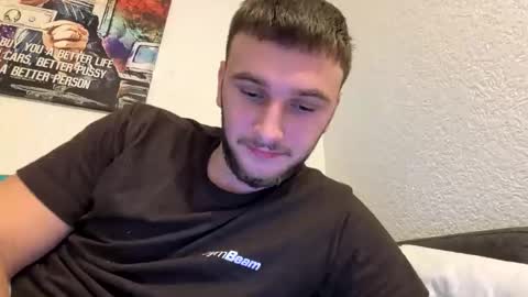 Snapshot of misterafterparty chatting on November 6, 2025, 9:37 pm Brokebutcute online show from November 6, 2025, 9:37 pm