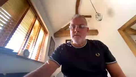 Snapshot of misterblivs chatting on September 22, 2025, 12:29 pm Misterblivs online show from September 22, 2025, 12:29 pm