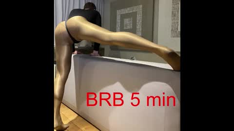Snapshot of misterbobbyxx chatting on September 30, 2025, 11:10 pm misterbobbyxx online show from September 30, 2025, 11:10 pm