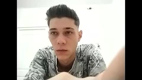 Snapshot of misteriosoxragazzo chatting on September 12, 2025, 8:25 am MisteriosoXragazzoX online show from September 12, 2025, 8:25 am