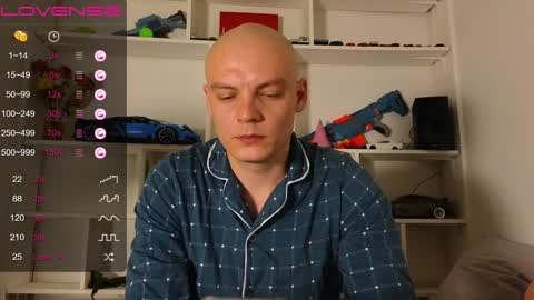 MIsterjames  online show from December 8, 2024, 12:19 pm