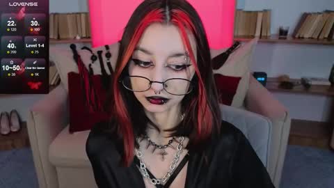 Marcelline online show from November 16, 2025, 11:05 am