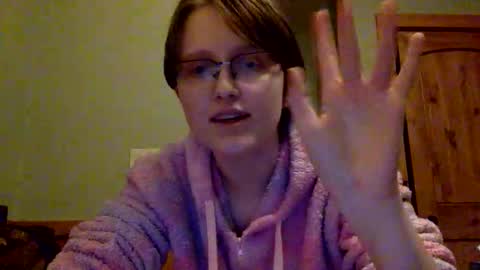 Lassie Cassie online show from March 29, 2026, 3:28 am