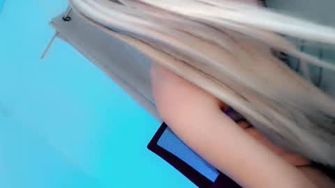 mistress kim18 online show from November 30, 2025, 3:05 pm