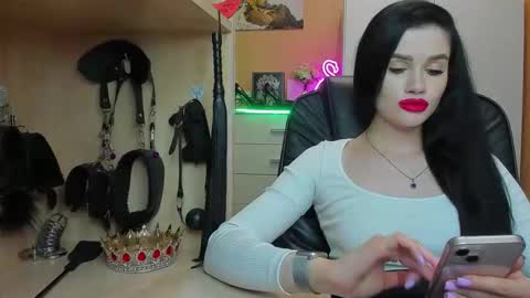 Mistress Kristi online show from May 19, 2026, 7:42 pm