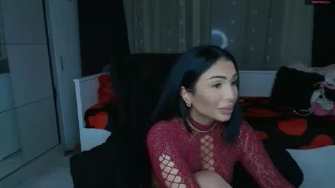 mistress_meryem online show from May 13, 2026, 10:27 pm