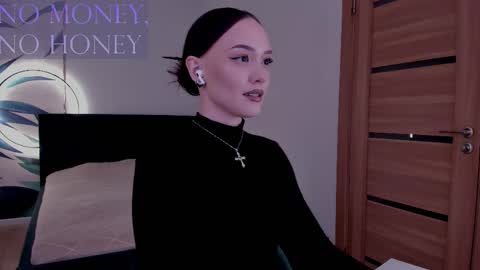 Mistress Mia online show from December 13, 2025, 10:48 pm