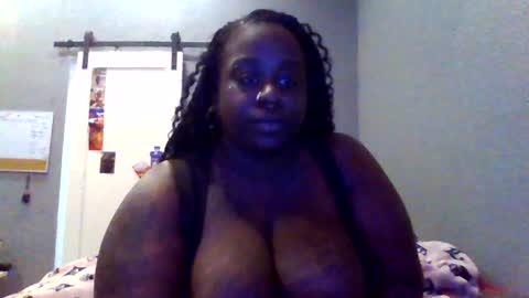 Snapshot of mistressdime chatting on July 1, 2026, 3:52 am mistressdime online show from July 1, 2026, 3:52 am