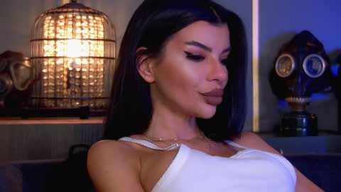 Snapshot of mistresselenia chatting on October 29, 2025, 1:46 pm Elenia online show from October 29, 2025, 1:46 pm