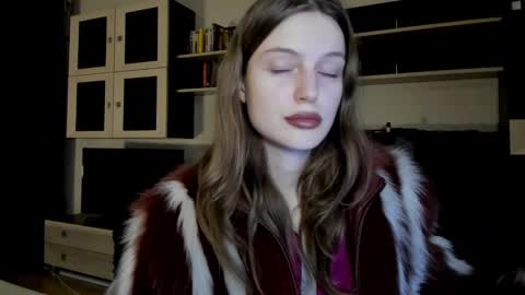 mistresselizy online show from January 10, 2025, 6:06 pm