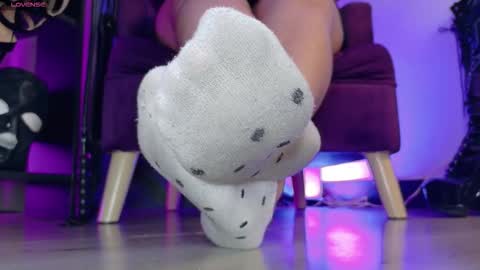 Snapshot of mistressjm_ chatting on February 16, 2026, 11:12 pm Jhadee online show from February 16, 2026, 11:12 pm