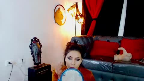 Mistresslombana online show from May 20, 2026, 4:18 am