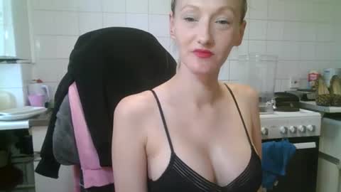 Snapshot of mistressmilly32 chatting on June 27, 2026, 10:31 am mistressmilly32 online show from June 27, 2026, 10:31 am