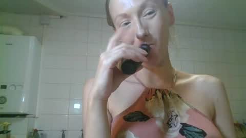 Snapshot of mistressmilly32 chatting on June 27, 2026, 8:36 pm mistressmilly32 online show from June 27, 2026, 8:36 pm