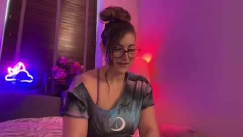 Miss X online show from March 27, 2026, 2:06 pm