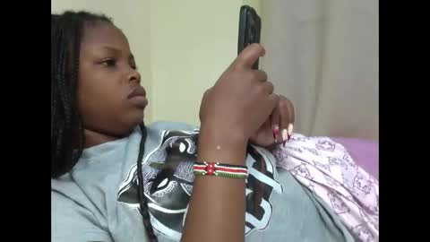 Snapshot of misty_shee chatting on January 9, 2026, 7:22 am misty_shee online show from January 9, 2026, 7:22 am