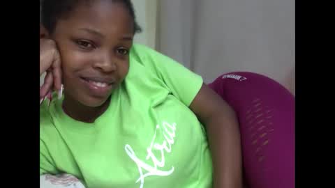 Snapshot of misty_shee chatting on February 5, 2026, 5:39 pm misty_shee online show from February 5, 2026, 5:39 pm