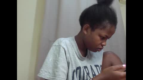 Snapshot of misty_shee chatting on February 7, 2026, 7:56 am misty_shee online show from February 7, 2026, 7:56 am