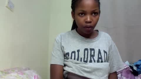 Snapshot of misty_shee chatting on March 5, 2026, 12:12 pm misty_shee online show from March 5, 2026, 12:12 pm