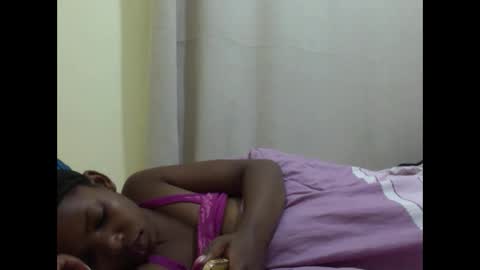 Snapshot of misty_shee chatting on March 9, 2026, 10:36 pm misty_shee online show from March 9, 2026, 10:36 pm