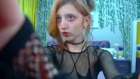 Misty online show from October 13, 2025, 6:19 pm