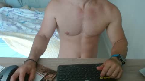 Snapshot of mitcheli chatting on October 13, 2025, 1:44 pm Onlyfans online show from October 13, 2025, 1:44 pm