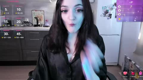 Snapshot of miuramoon chatting on April 14, 2026, 7:25 am lina online show from April 14, 2026, 7:25 am