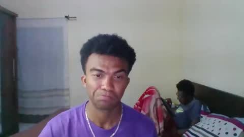 mixedboy_sexy online show from October 28, 2025, 7:49 pm