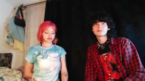 Naomi and Nekorii online show from June 20, 2026, 4:04 am