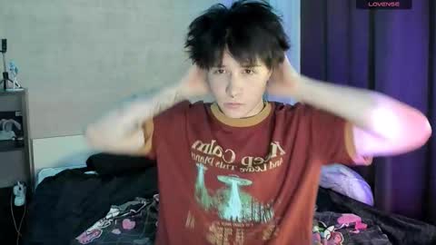 Snapshot of miya_meow_miku chatting on December 17, 2025, 6:58 pm MeowMiku online show from December 17, 2025, 6:58 pm