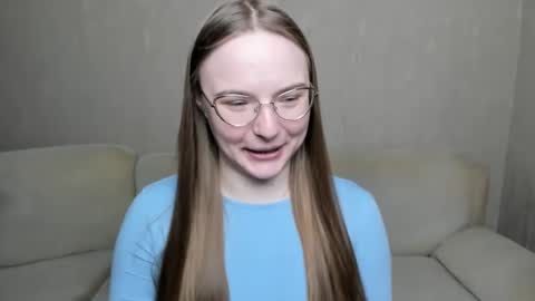 Snapshot of miya_mimi chatting on December 13, 2024, 12:50 pm Miya online show from December 13, 2024, 12:50 pm