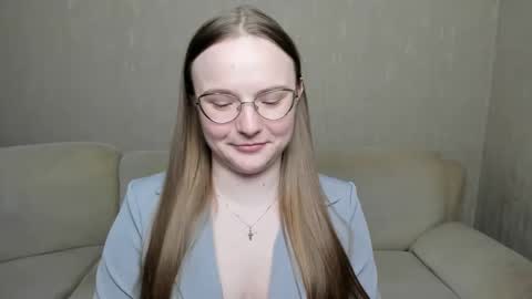 Snapshot of miya_mimi chatting on December 28, 2024, 8:04 pm Miya online show from December 28, 2024, 8:04 pm