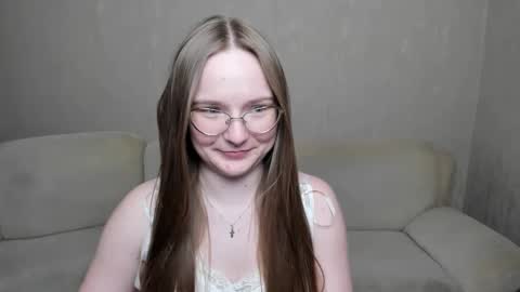 Snapshot of miya_mimi chatting on December 30, 2024, 10:45 pm Miya online show from December 30, 2024, 10:45 pm