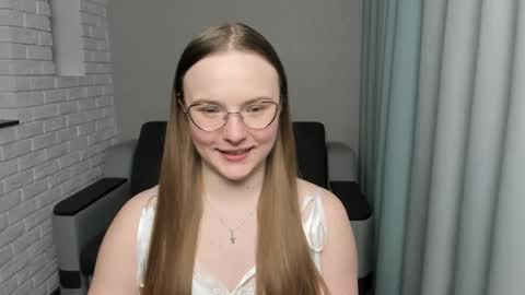 Snapshot of miya_mimi chatting on January 15, 2025, 7:12 pm Miya online show from January 15, 2025, 7:12 pm