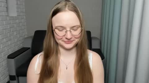 Snapshot of miya_mimi chatting on February 27, 2025, 10:09 pm Miya online show from February 27, 2025, 10:09 pm