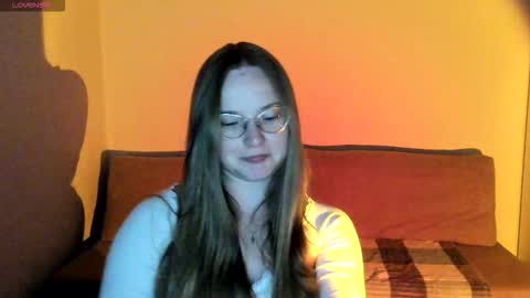 Snapshot of miya_mimi chatting on September 10, 2025, 7:25 pm Miya online show from September 10, 2025, 7:25 pm