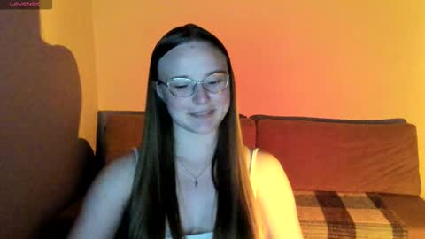 Snapshot of miya_mimi chatting on September 12, 2025, 7:47 pm Miya online show from September 12, 2025, 7:47 pm