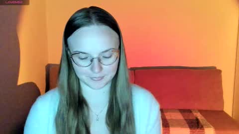 Snapshot of miya_mimi chatting on September 26, 2025, 9:41 pm Miya online show from September 26, 2025, 9:41 pm