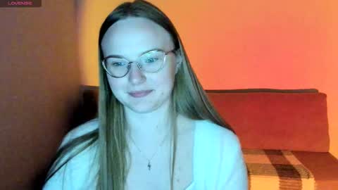 Snapshot of miya_mimi chatting on September 27, 2025, 3:39 pm Miya online show from September 27, 2025, 3:39 pm