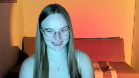 Snapshot of miya_mimi chatting on October 9, 2025, 7:12 pm Miya online show from October 9, 2025, 7:12 pm