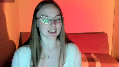 Snapshot of miya_mimi chatting on October 15, 2025, 6:41 pm Miya online show from October 15, 2025, 6:41 pm