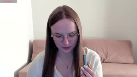 Snapshot of miya_mimi chatting on October 27, 2025, 1:48 pm Miya online show from October 27, 2025, 1:48 pm