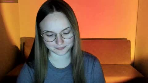 Snapshot of miya_mimi chatting on November 8, 2025, 4:07 pm Miya online show from November 8, 2025, 4:07 pm