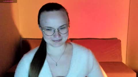 Snapshot of miya_mimi chatting on November 29, 2025, 4:54 pm Miya online show from November 29, 2025, 4:54 pm