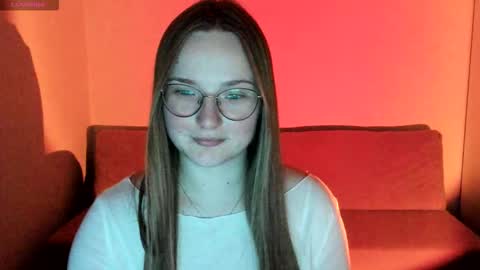 Snapshot of miya_mimi chatting on November 30, 2025, 6:45 pm Miya online show from November 30, 2025, 6:45 pm