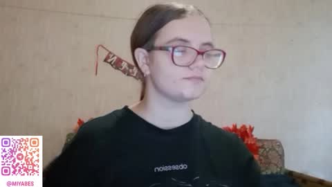 Milana online show from November 23, 2025, 7:19 am