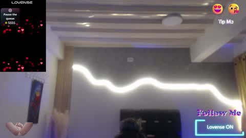 Charlotte online show from October 7, 2025, 9:45 pm